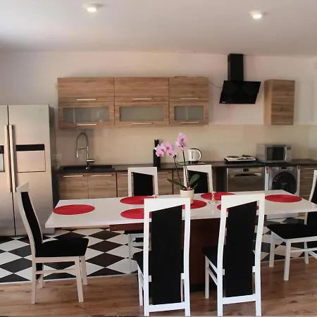 Aqua Apartament * גרצי'יבובו